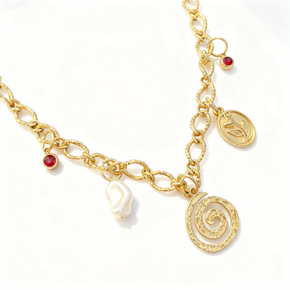 Colar "Solene Dourado"